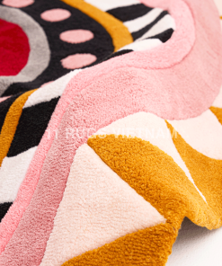 Alternative view of OVAL RUG